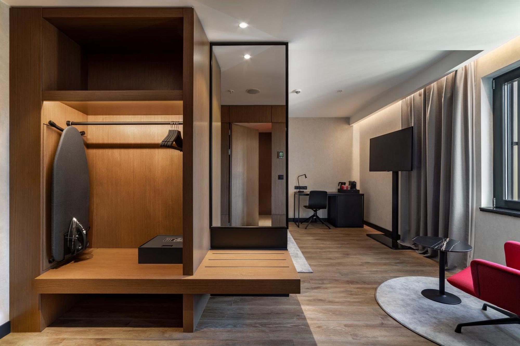 Radisson Red Tbilisi Hotell Rom bilde