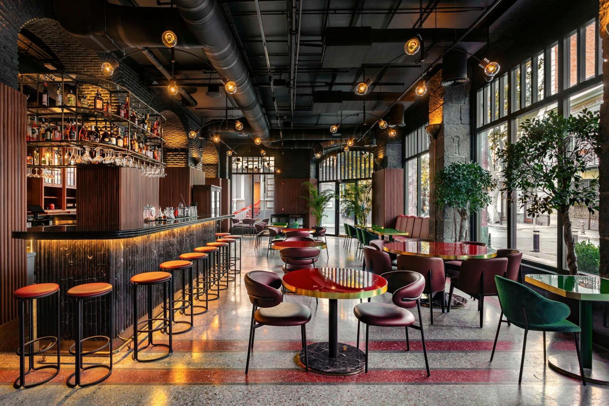 Radisson Red Tbilisi Hotell Eksteriør bilde