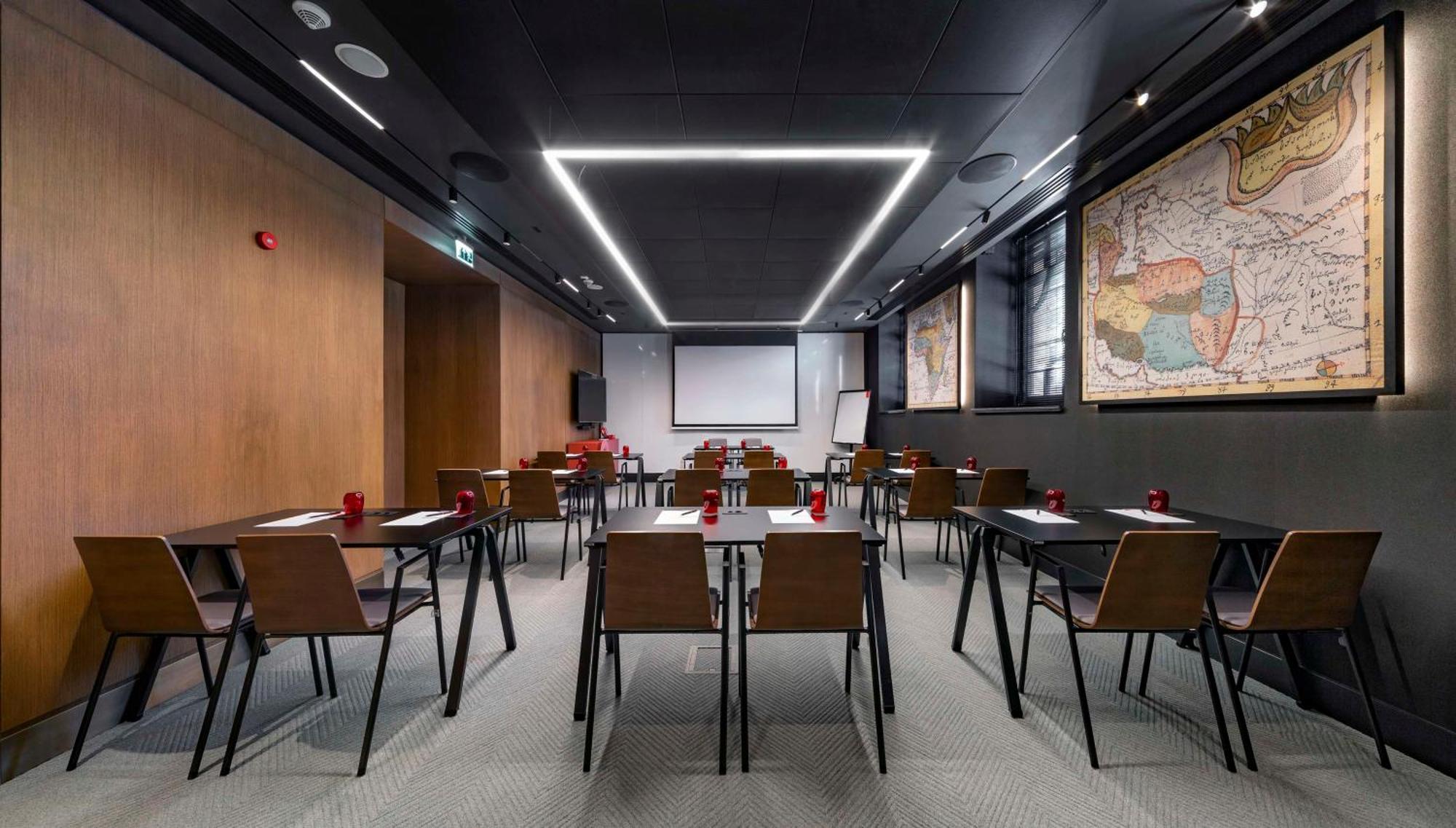Radisson Red Tbilisi Hotell Eksteriør bilde