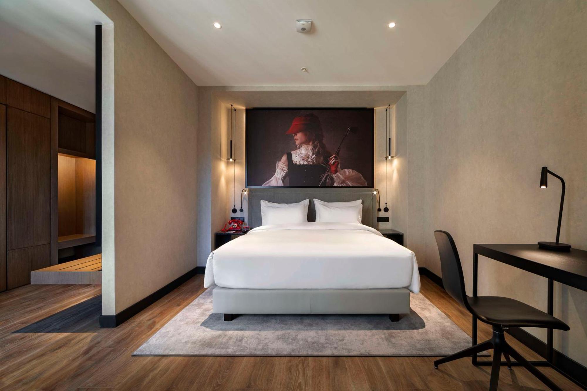 Radisson Red Tbilisi Hotell Eksteriør bilde