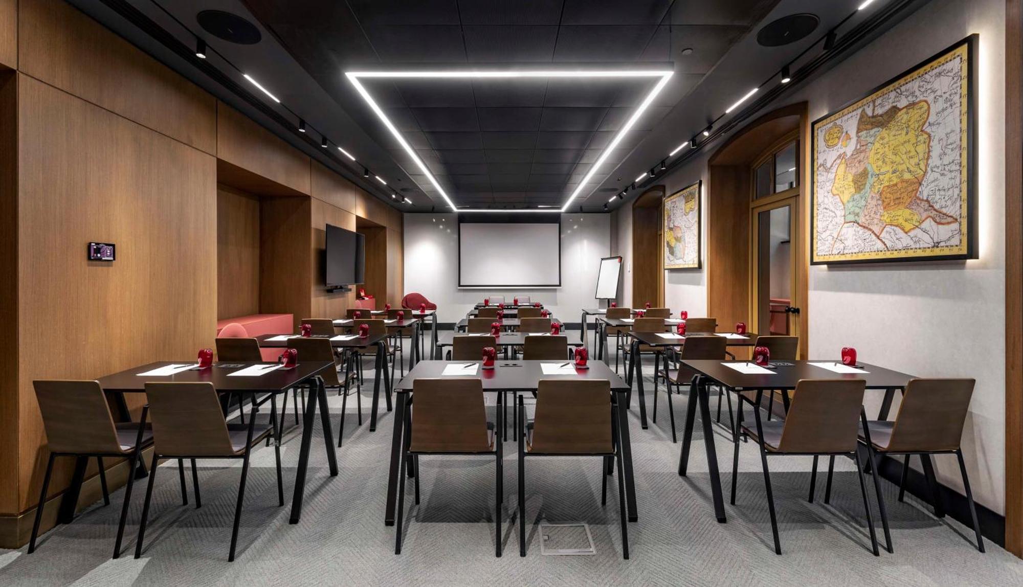 Radisson Red Tbilisi Hotell Eksteriør bilde