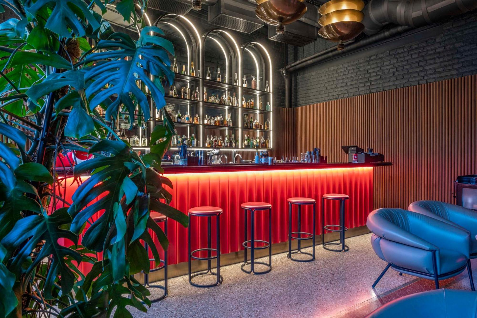 Radisson Red Tbilisi Hotell Eksteriør bilde